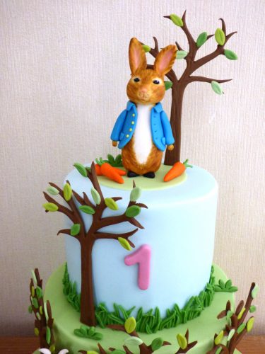 2-tier-gruffalo-peter-rabbit-woodland-themed-birthday-cake