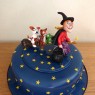 fondant-room-on-a-broom-birthday-cake thumbnail