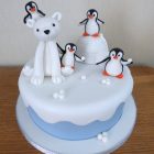 fun-penguin-and-polar-bear-christmas-cake
