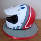 super-hunky-motocross-helmet-birthday-cake