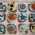 Floral-Cupcakes-Wedding