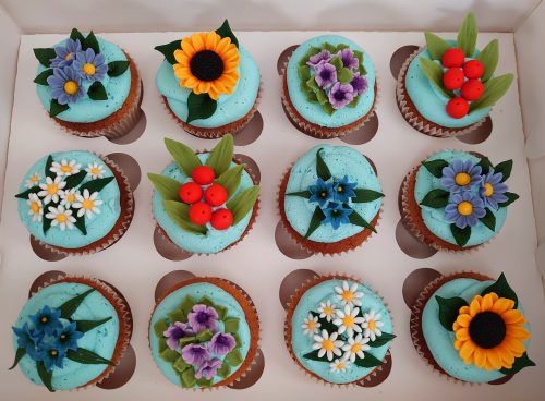 Floral-Cupcakes-Wedding