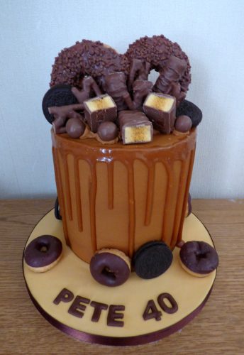 chocolate-donut-caramel-drip-cake-oreo
