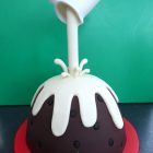 gravity-defying-christmas-pudding-cake